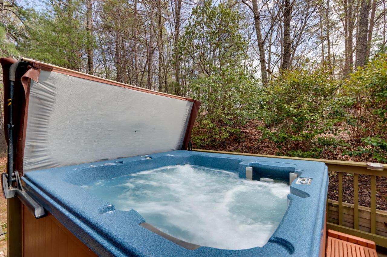 Blue Ridge Cozy Cabin In The Woods With Hot Tub! エクステリア 写真