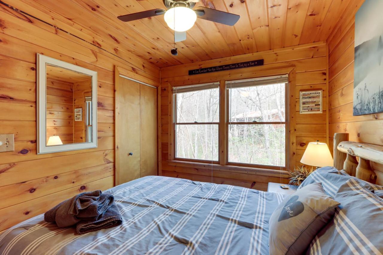 Blue Ridge Cozy Cabin In The Woods With Hot Tub! エクステリア 写真