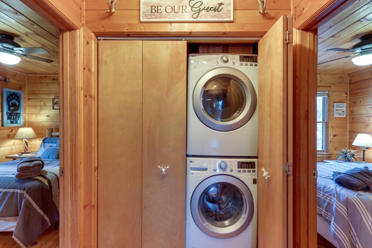 Blue Ridge Cozy Cabin In The Woods With Hot Tub! エクステリア 写真